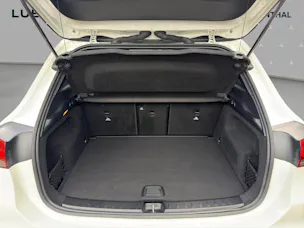 Mercedes-Benz GLA 250 Progressive 8G-DCT