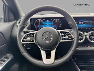Mercedes-Benz GLA 250 Progressive 8G-DCT