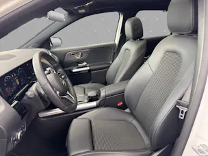 Mercedes-Benz GLA 250 Progressive 8G-DCT