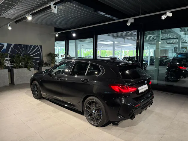BMW M135i xDrive Steptronic
