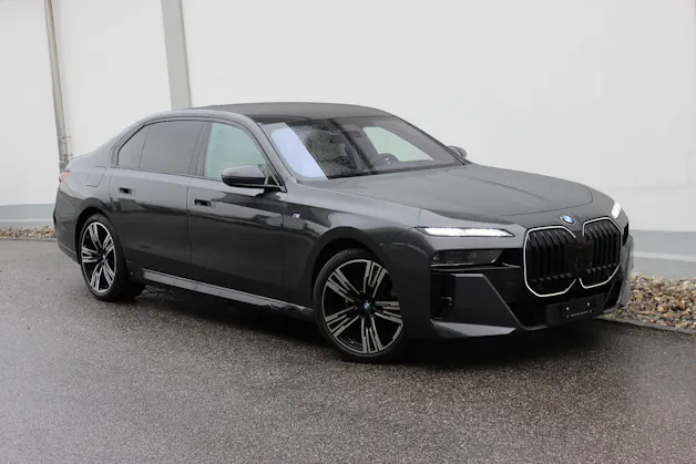 BMW 740d xDrive 48V M Sport Pro Individual DRAVITGRAU *1.9%-LEASINGAKTION*