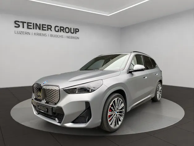 BMW iX1 xDrive 30 M Sport Pro