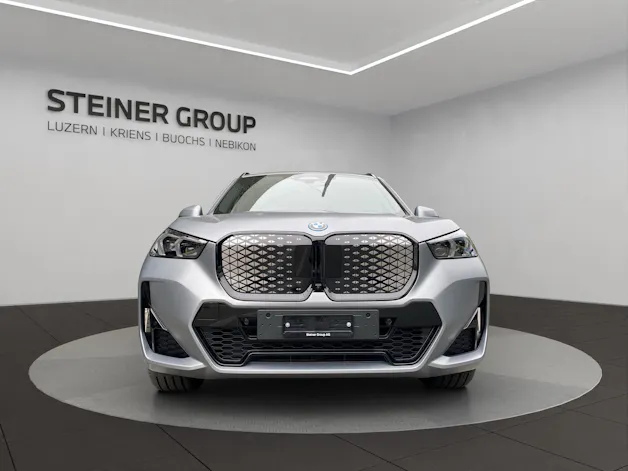 BMW iX1 xDrive 30 M Sport Pro