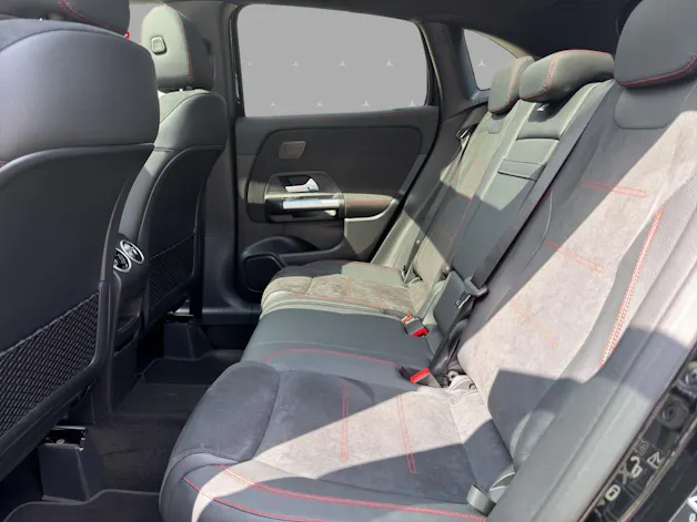 Mercedes-Benz GLA 220d 4Matic 8G-DCTSwiss Star
