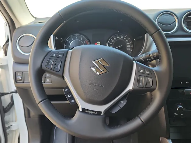 Suzuki Vitara 1.4 T Sakura Hybrid 4x4