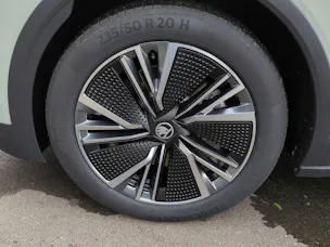 Škoda Elroq 85x 4x4