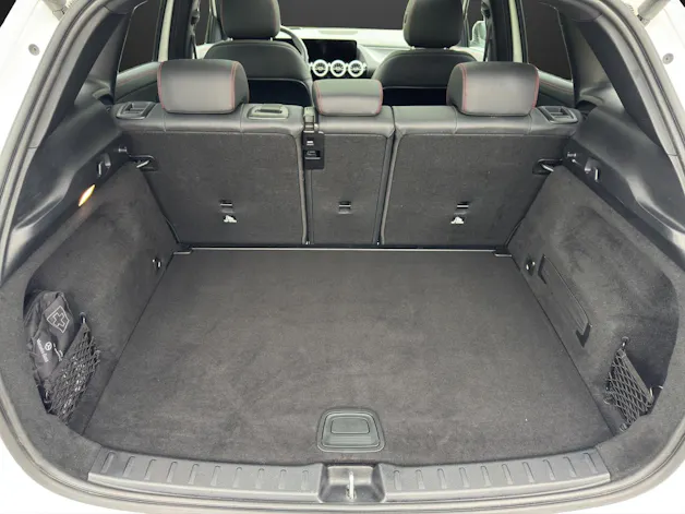 Mercedes-Benz GLA 220 4Matic 8G-DCT