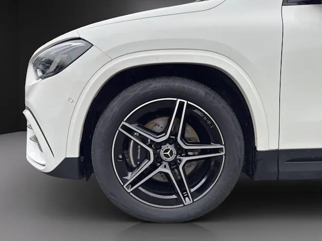 Mercedes-Benz GLA 220 4Matic 8G-DCT