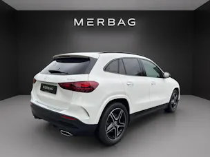 Mercedes-Benz GLA 220 4Matic 8G-DCT