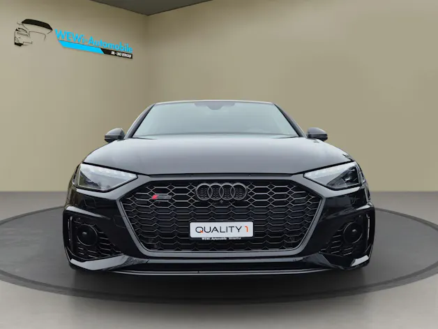 Audi RS4 Avant quattro tiptronic