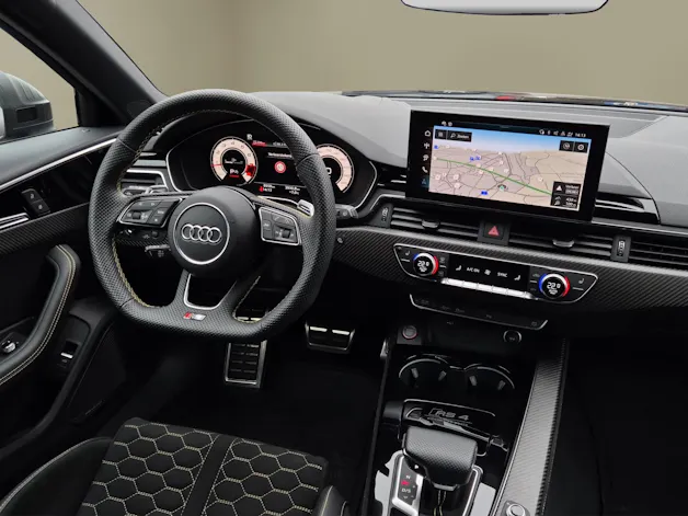 Audi RS4 Avant quattro tiptronic