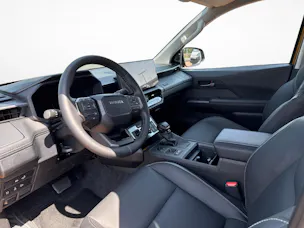 Toyota Hilux Double Cab.-Pick-up 2.8 D-4D MHEV 204 Invincible