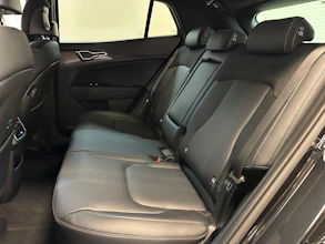 https://vehicle.imgix.net/4304199/031e86b4-94f5-460d-9b67-999808fbed2f.jpg
