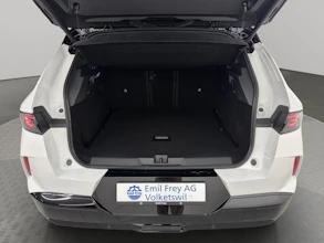 https://vehicle.imgix.net/4304202/fc4949b4-b50b-4146-a6d8-665f860ec9c9.jpg