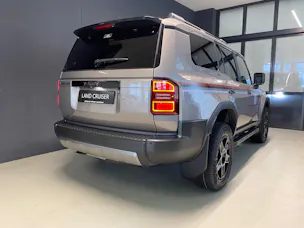 Toyota Land Cruiser 2.8 D 48V Invincible