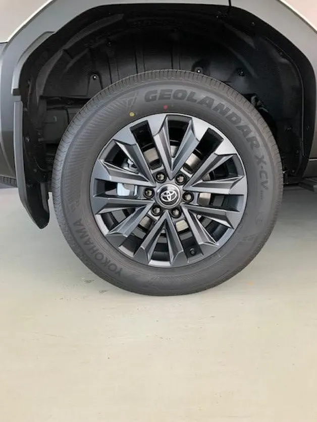 Toyota Land Cruiser 2.8 D 48V Invincible