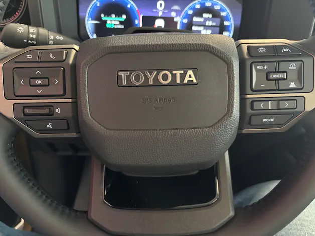 Toyota Land Cruiser 2.8 D 48V Invincible