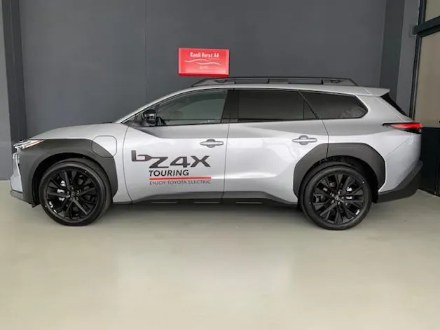 Toyota bZ4X Touring Premium AWD