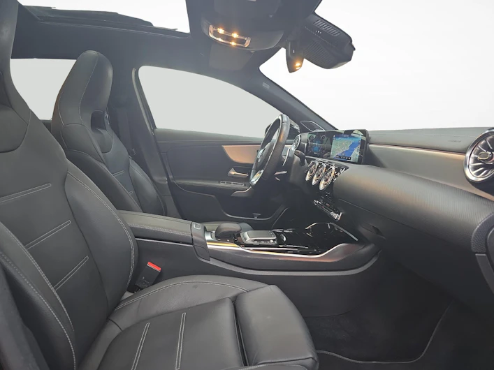 image du véhicule MERCEDES-BENZ A 45 AMG