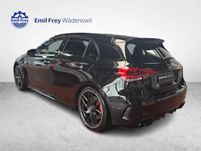 https://vehicle.imgix.net/4304257/633c95db-a15e-4f72-9ea9-8486a7e20991.jpg