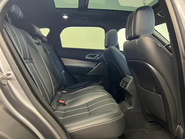 Land Rover Range Rover Velar 2.0 T R-Dynamic SE