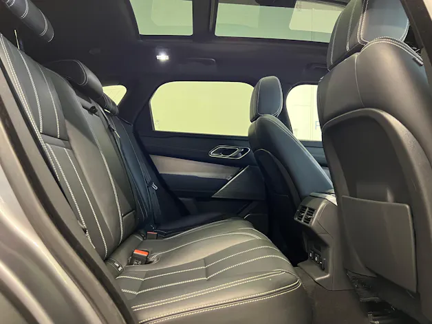 Land Rover Range Rover Velar 2.0 T R-Dynamic SE
