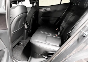 https://vehicle.imgix.net/4304330/1efb0a34-8259-406c-a237-0276000a89d8.jpg