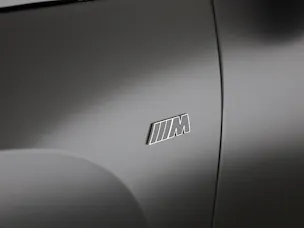 BMW iX M70