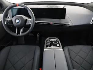 BMW iX M70