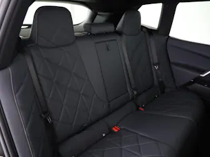 BMW iX M70