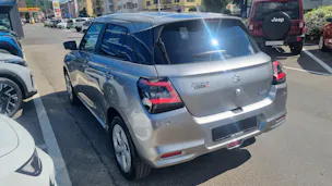 Suzuki Swift 1.2 Sakura Hybrid 4x4