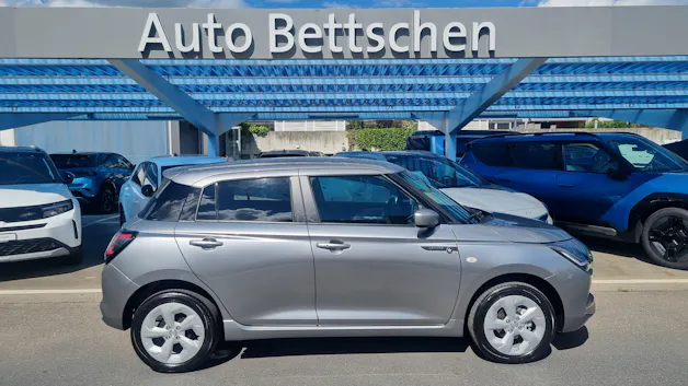 Suzuki Swift 1.2 Sakura Hybrid 4x4