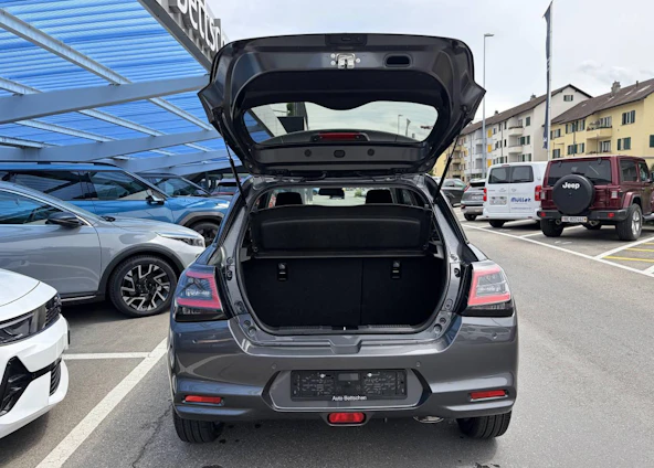 Fahrzeugbild 6 Fahrzeugbild 6