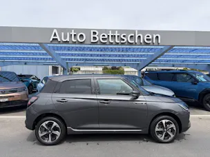 Suzuki Swift 1.2 Sakura Top Hybrid 4x4