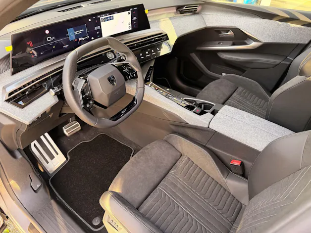 Peugeot 3008 1.2 Hybrid GT