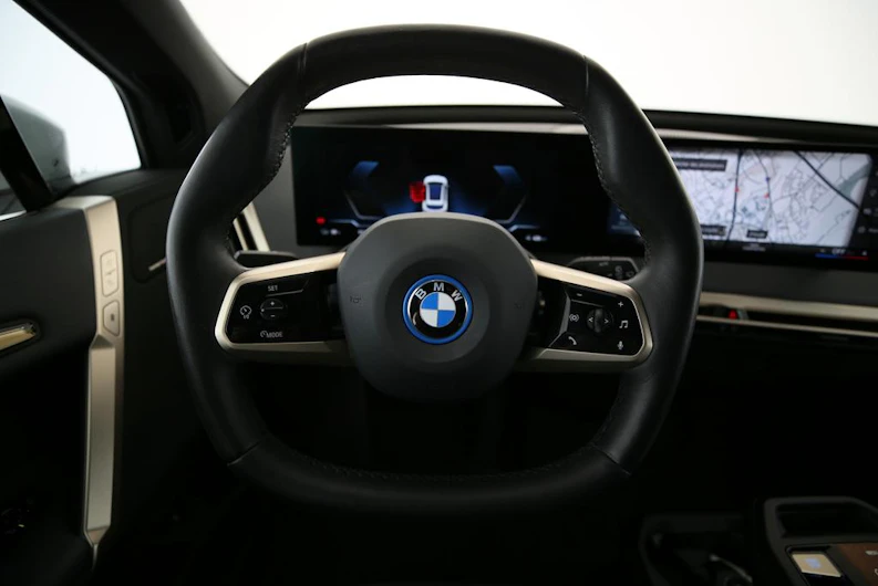 image du véhicule BMW iX