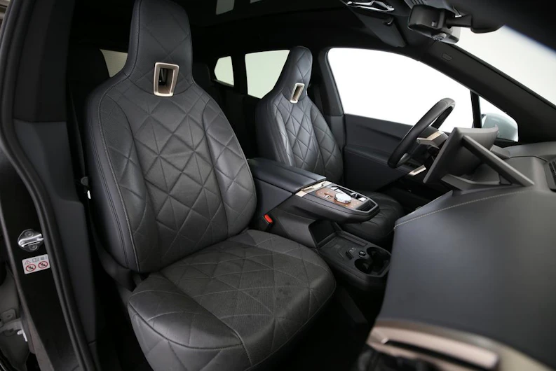 image du véhicule BMW iX