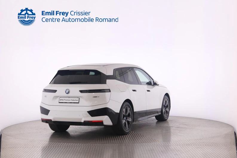 image du véhicule BMW iX