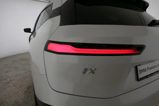 BMW iX xDrive40