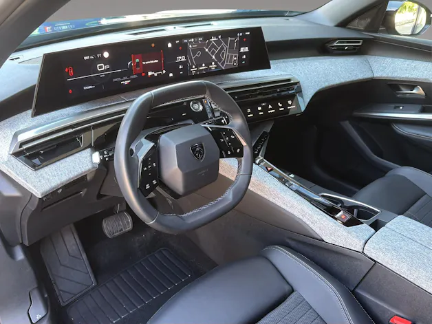Peugeot 3008 1.2 Hybrid Allure