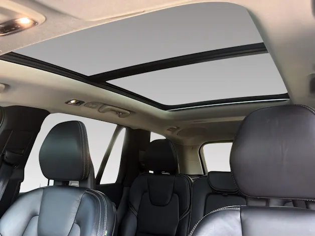 Volvo XC90 2.0 B5 MH Momentum 5P. AWD