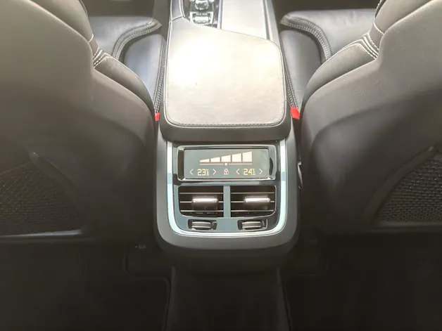 Volvo XC90 2.0 B5 MH Momentum 5P. AWD
