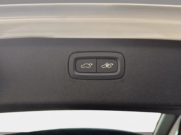 Volvo XC90 2.0 B5 MH Momentum 5P. AWD