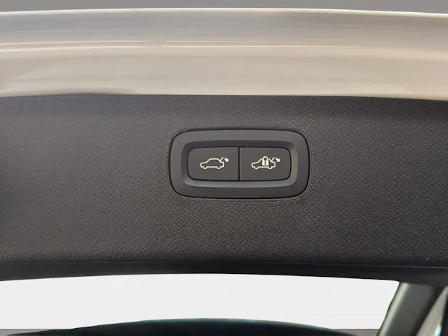 Volvo XC90 2.0 B5 MH Momentum 5P. AWD