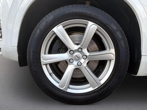 Volvo XC90 2.0 B5 MH Momentum 5P. AWD