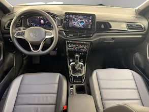 https://vehicle.imgix.net/4304450/305f222c-3376-4d30-a235-093ccd6ad072.jpg