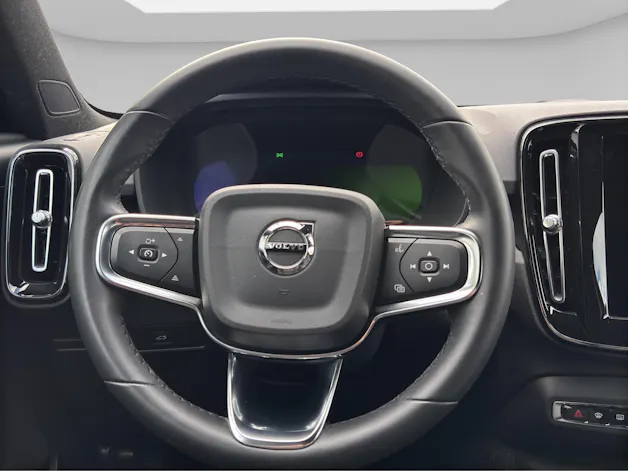 Volvo XC40 E80 Core