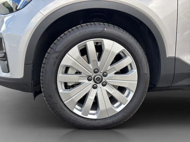 Volvo XC40 E80 Core