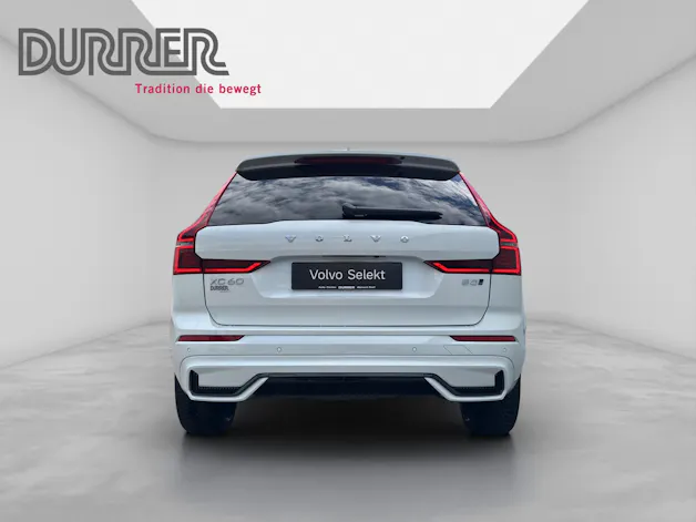 Volvo XC60 2.0 B5 MH Plus Dark AWD