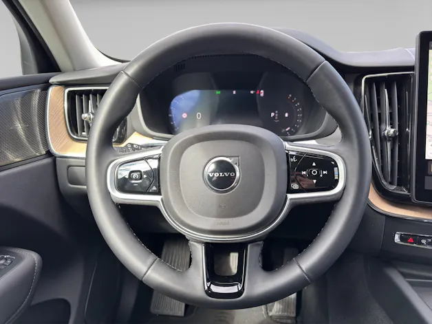 Volvo XC60 2.0 B5 MH Plus Dark AWD